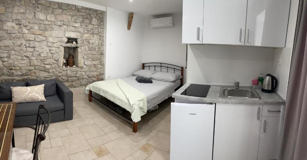 Apartman Pundinica Kastela Exterior photo